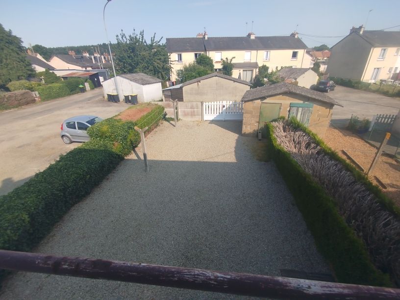 A STE JAMME SUR SARTHE- MAISON T3 AVEC JARDIN