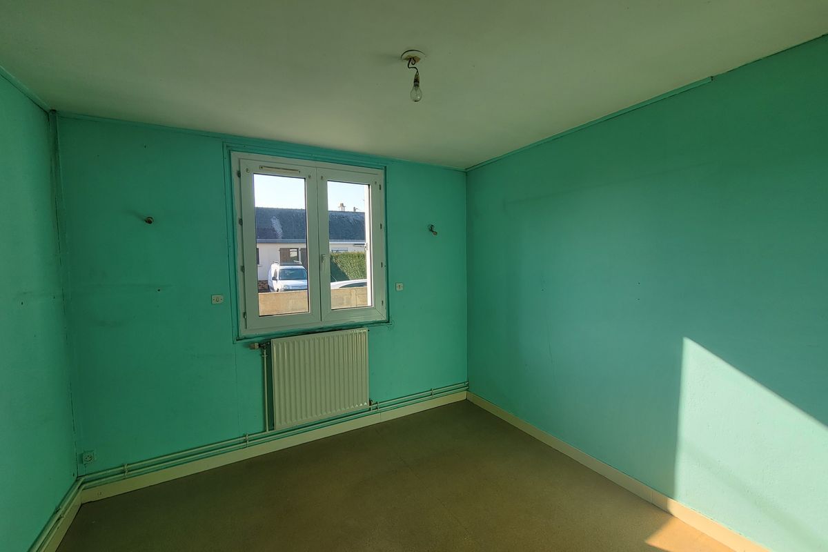 PRECIGNE - T4 de 62 m2 environ