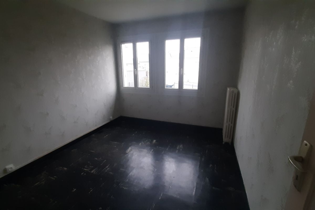 À CONNERRE - MAISON T5 AVEC JARDIN