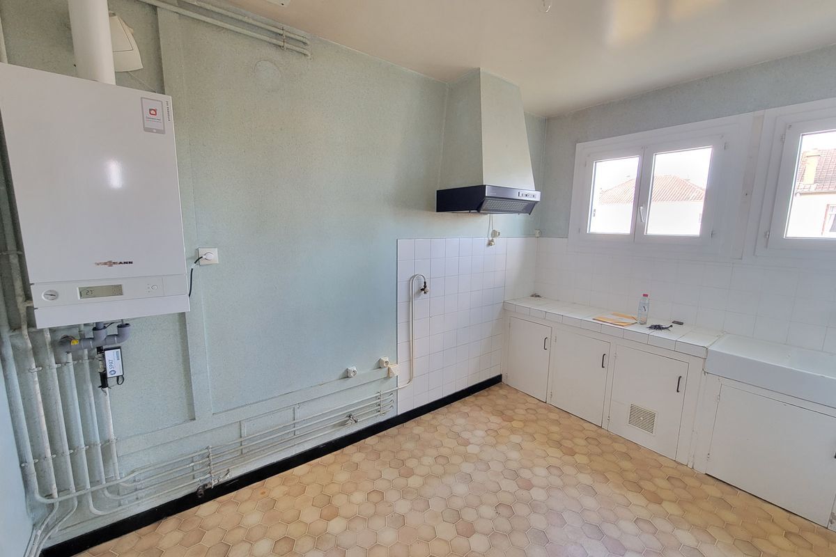 CONNERRE - MAISON T5 DE PLAIN PIED AVEC JARDIN - 81 M²
