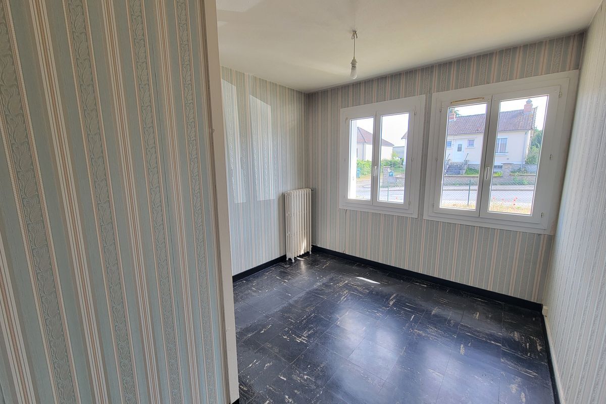 CONNERRE - MAISON T5 DE PLAIN PIED AVEC JARDIN - 81 M²