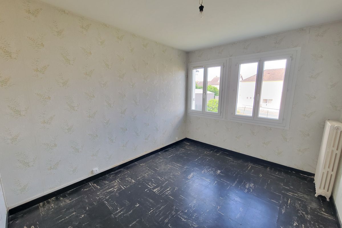 CONNERRE - MAISON T5 DE PLAIN PIED AVEC JARDIN - 81 M²