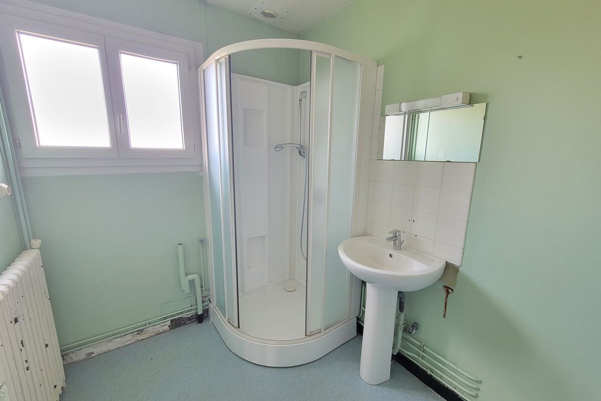 CONNERRE - MAISON T5 DE PLAIN PIED AVEC JARDIN - 81 M²