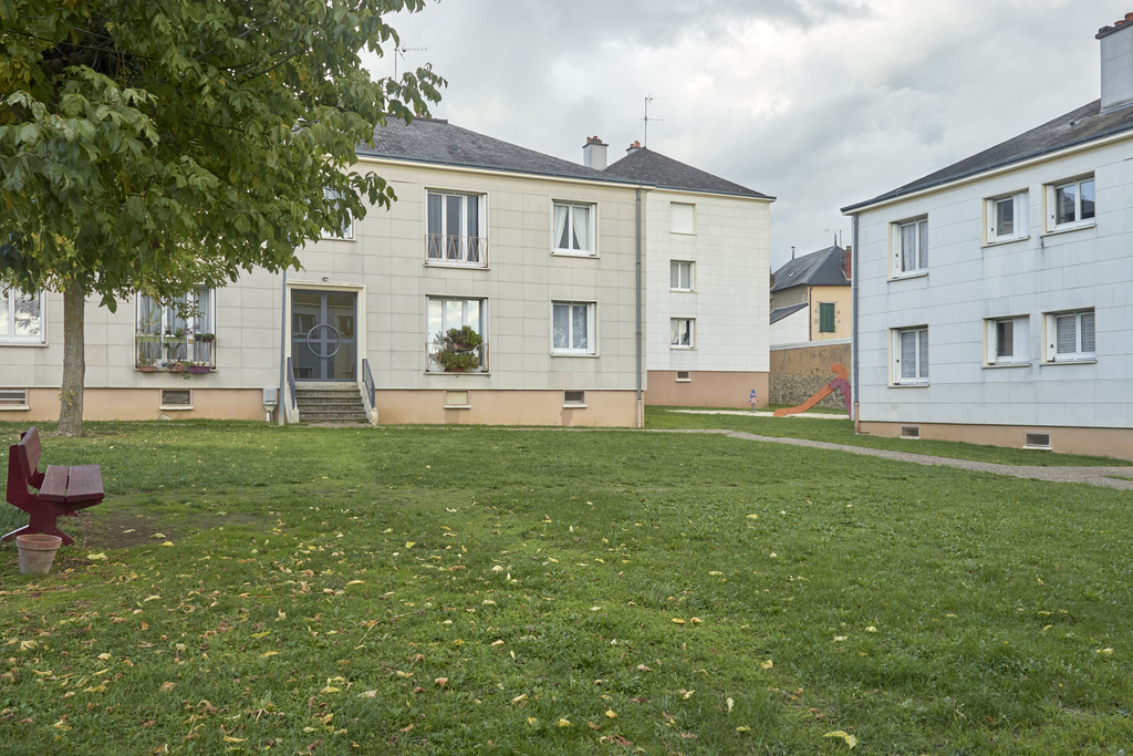 Appartement FRESNAY SUR SARTHE T3