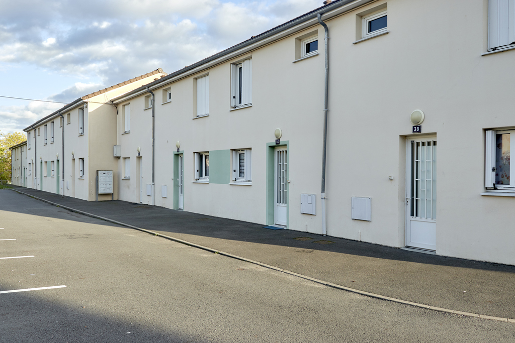 Maison FRESNAY SUR SARTHE T4