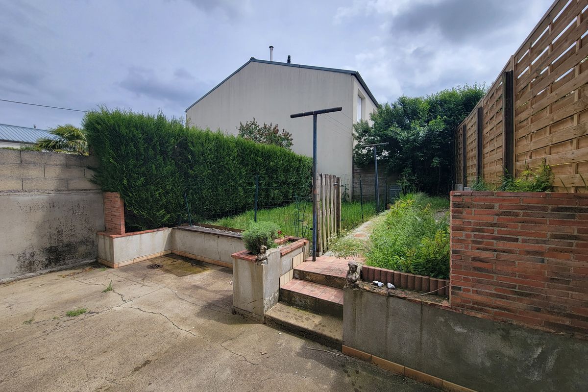 PARIGNÉ - L'ÉVÊQUE : MAISON T5 DE 94 M²