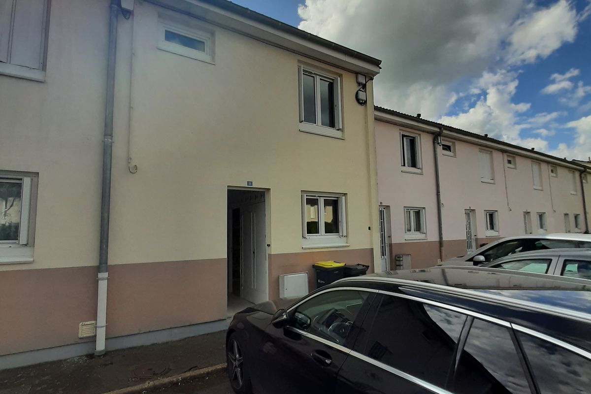 MONTVAL SUR LOIR : MAISON T3 DE 66 M²