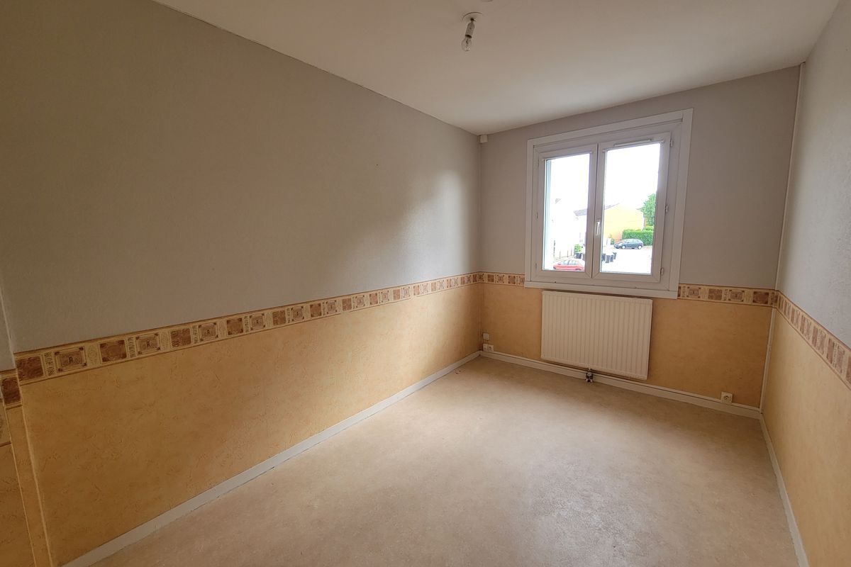 MONTVAL SUR LOIR : MAISON T3 DE 66 M²