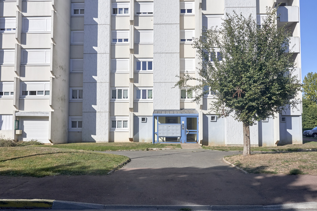 Appartement SABLE SUR SARTHE T4