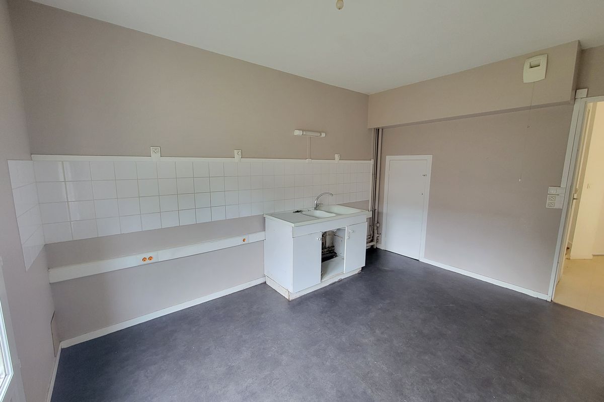 MALICORNE : MAISON T3 BIS – 79 M2 ENVIRON