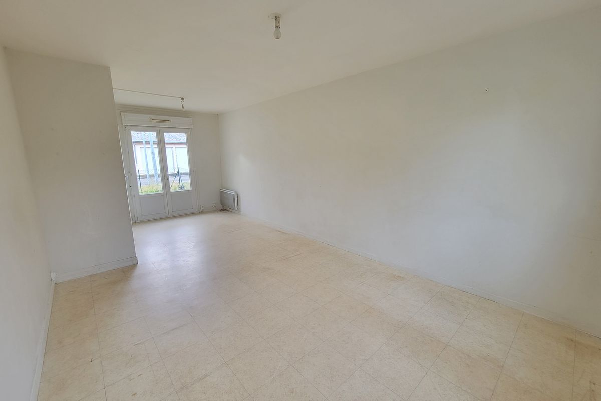 MALICORNE : MAISON T3 BIS – 79 M2 ENVIRON