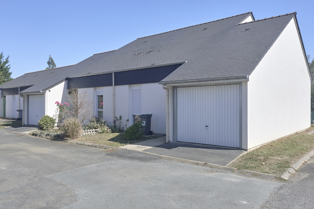 Maison PARCE SUR SARTHE T2