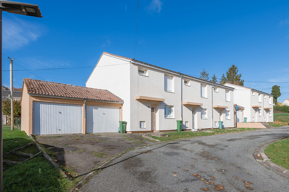 Maison BESSE SUR BRAYE T3