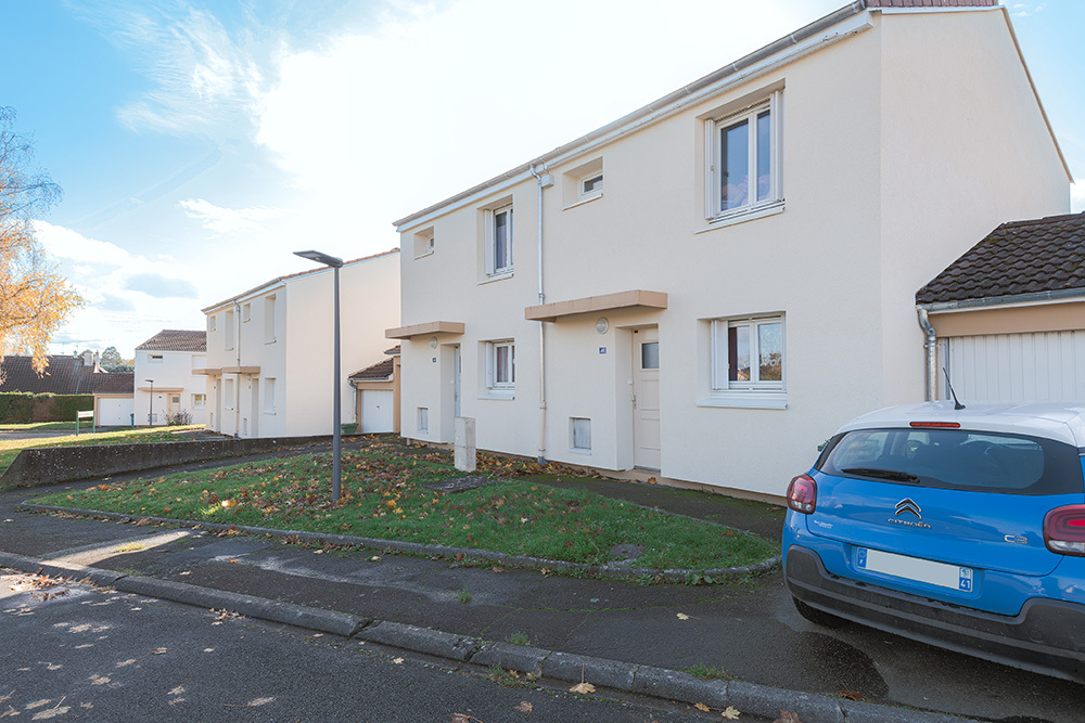 Maison BESSE SUR BRAYE T3