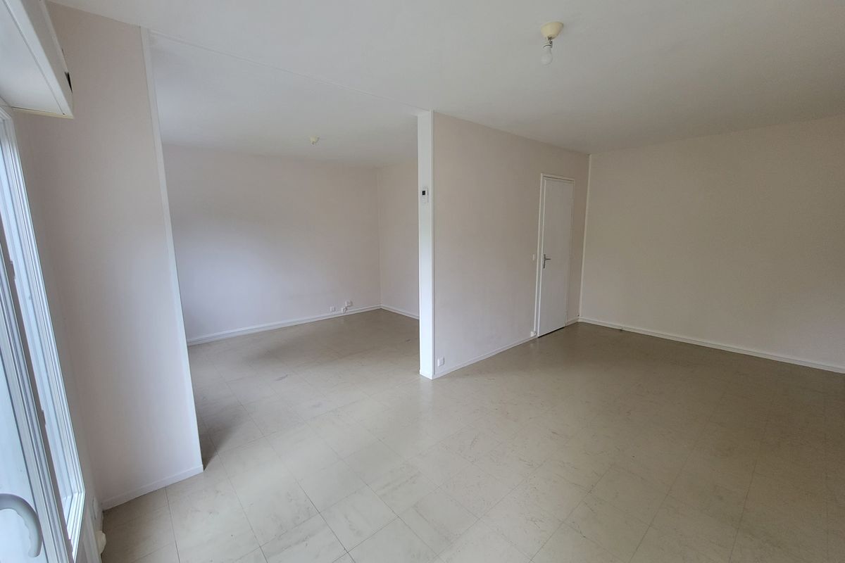 À MAMERS : MAISON T3 BIS de 74 m² avec jardin arboré