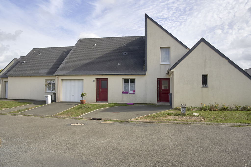 Maison PARCE SUR SARTHE T3