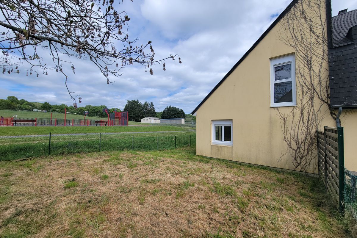 À SAINT DENIS D’ORQUES : Maison T2 Bis de 62 M²