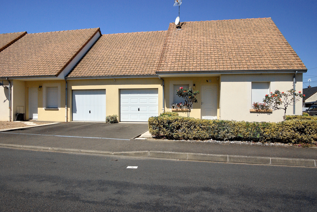 Maison LA SUZE SUR SARTHE T2