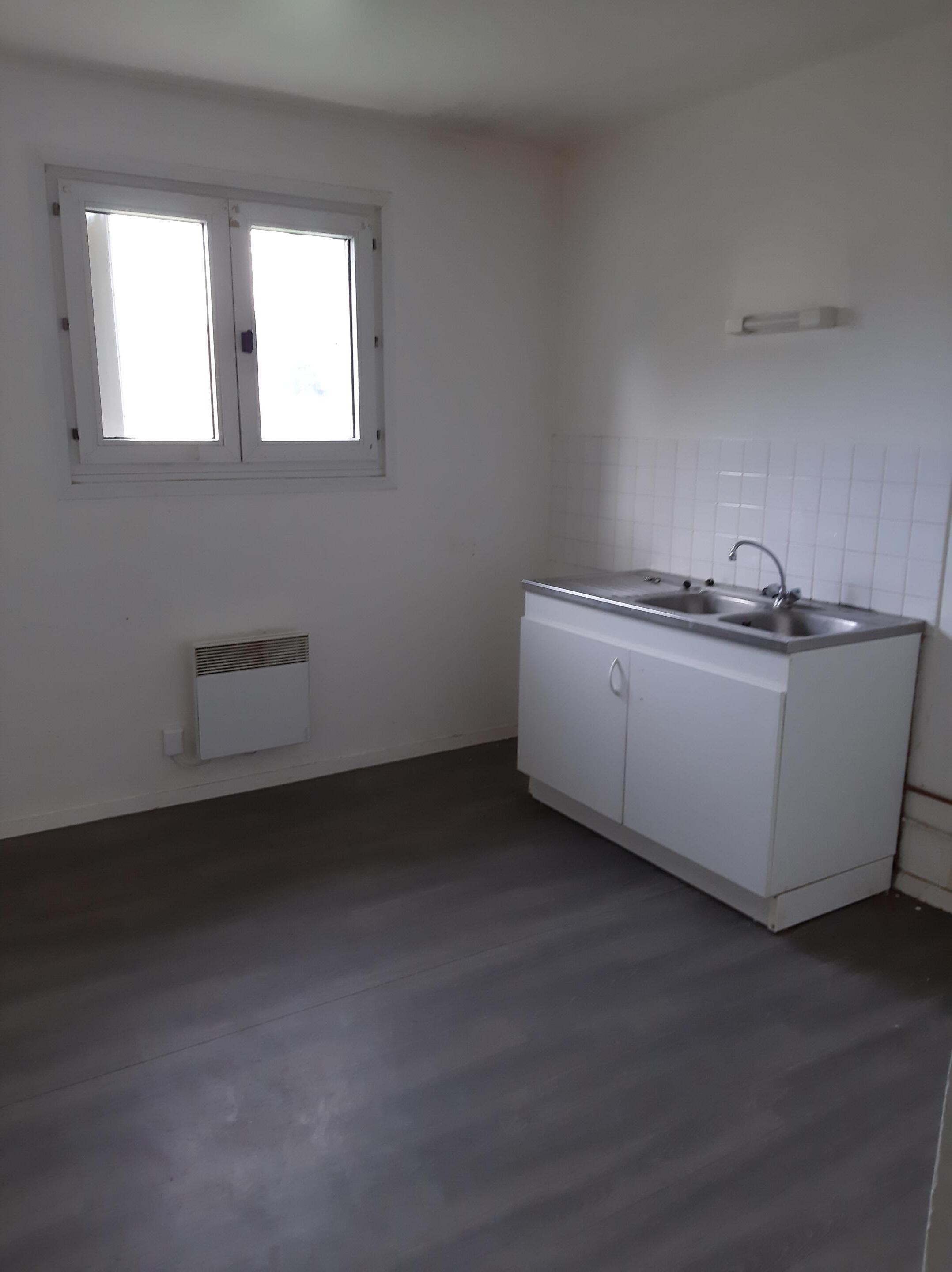 Maison MAROLLES LES BRAULTS T3
