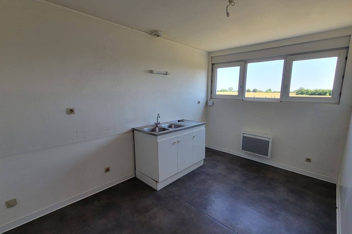 À SAINT REMY DU VAL : Maison T4 de 120 m² environ