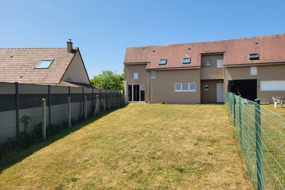À SAINT REMY DU VAL : Maison T4 de 120 m² environ