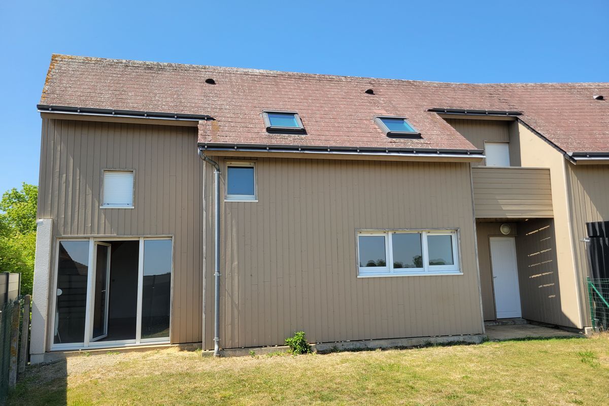 À SAINT REMY DU VAL : Maison T4 de 120 m² environ