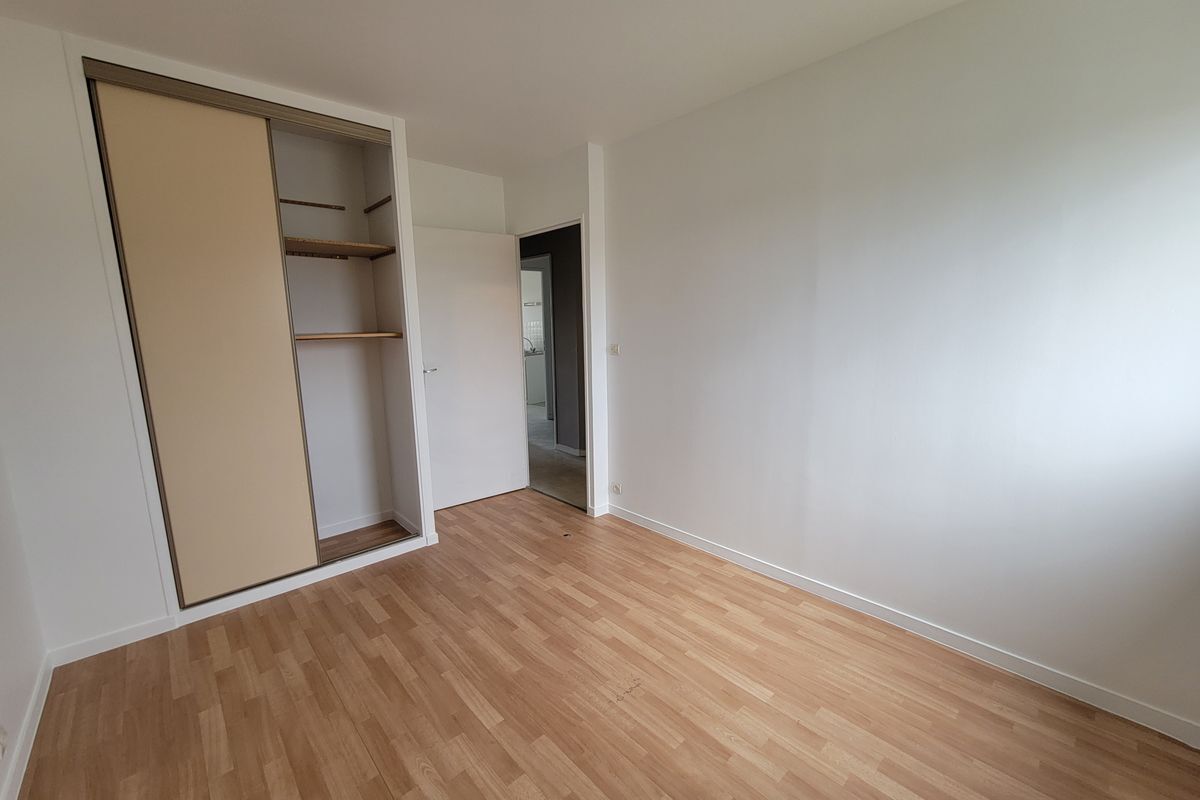 À SABLÉ-SUR-SARTHE : appartement T2 de 49.29 m² avec balcon