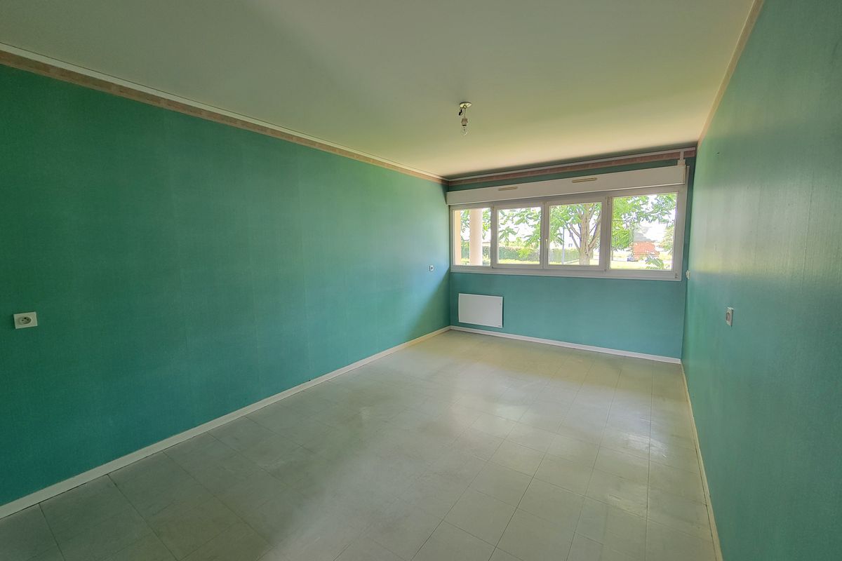 SABLÉ SUR SARTHE : APPARTEMENT T2 – 51.1 M² CARREZ