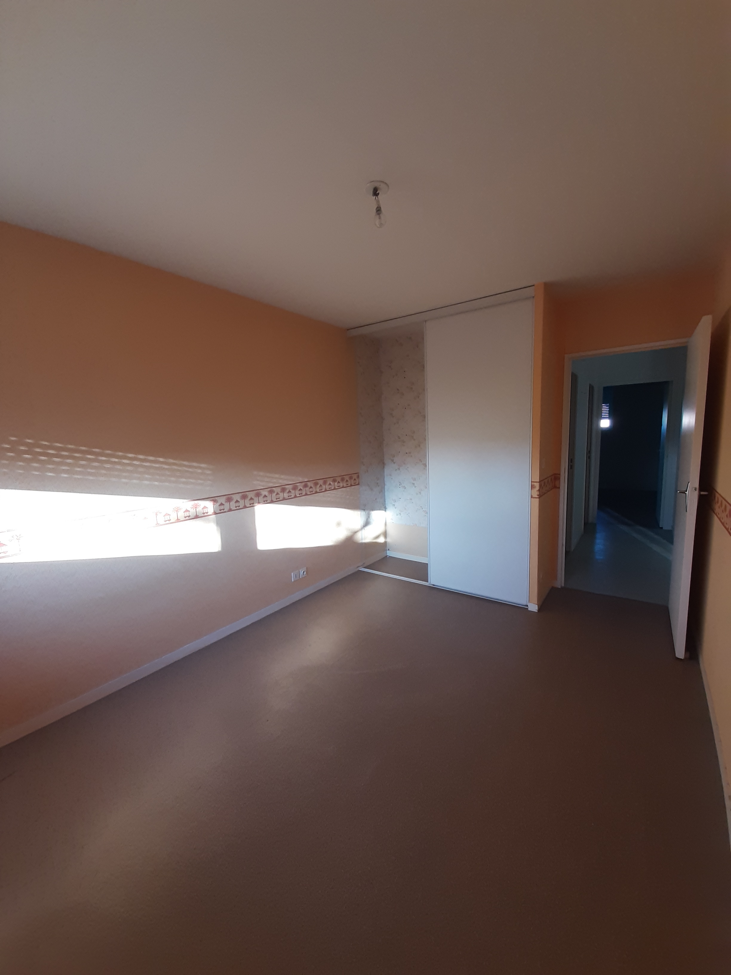 Appartement SABLE SUR SARTHE T3