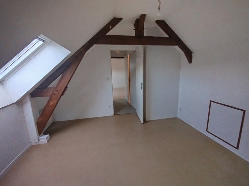 A CHAMPAGNÉ : MAISON T5 de 90 m²