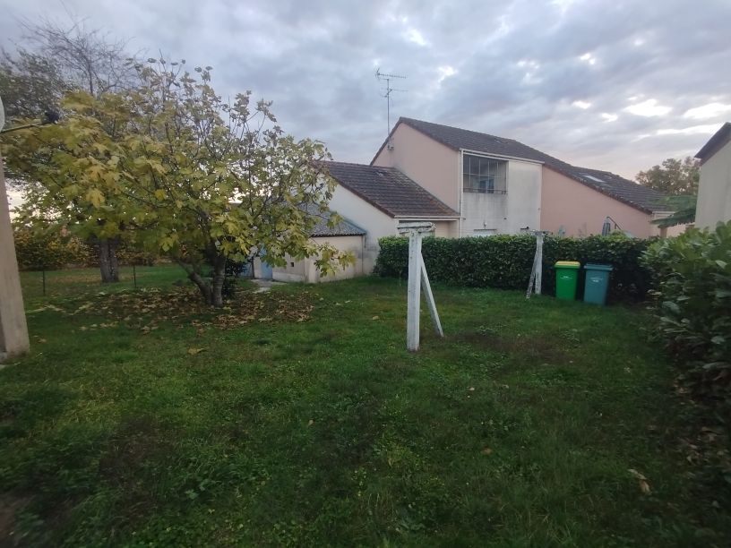 A CHAMPAGNÉ : MAISON T5 de 90 m²