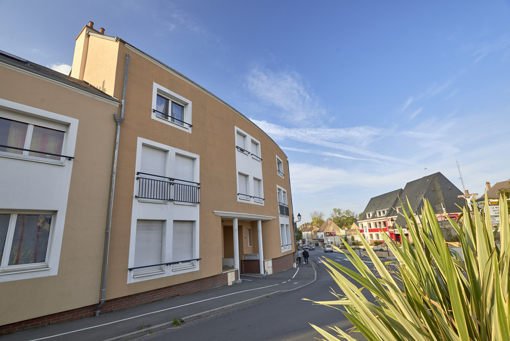 Appartement BONNETABLE T4