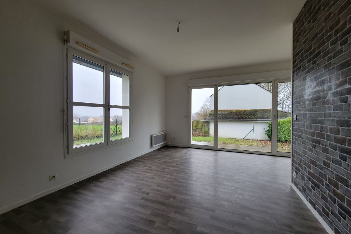 A LA FLÈCHE maison T5 de 4 chambres dont 1 de plain pied