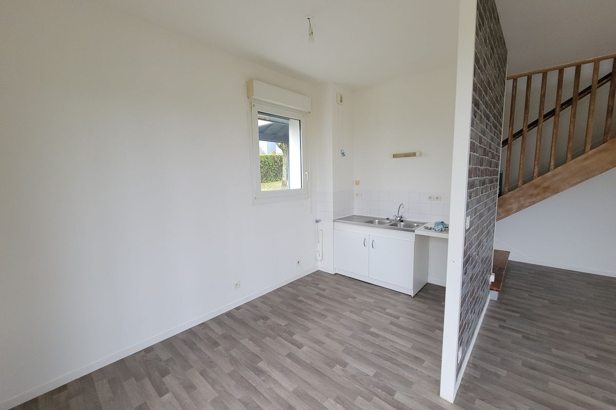 A LA FLÈCHE maison T5 de 4 chambres dont 1 de plain pied