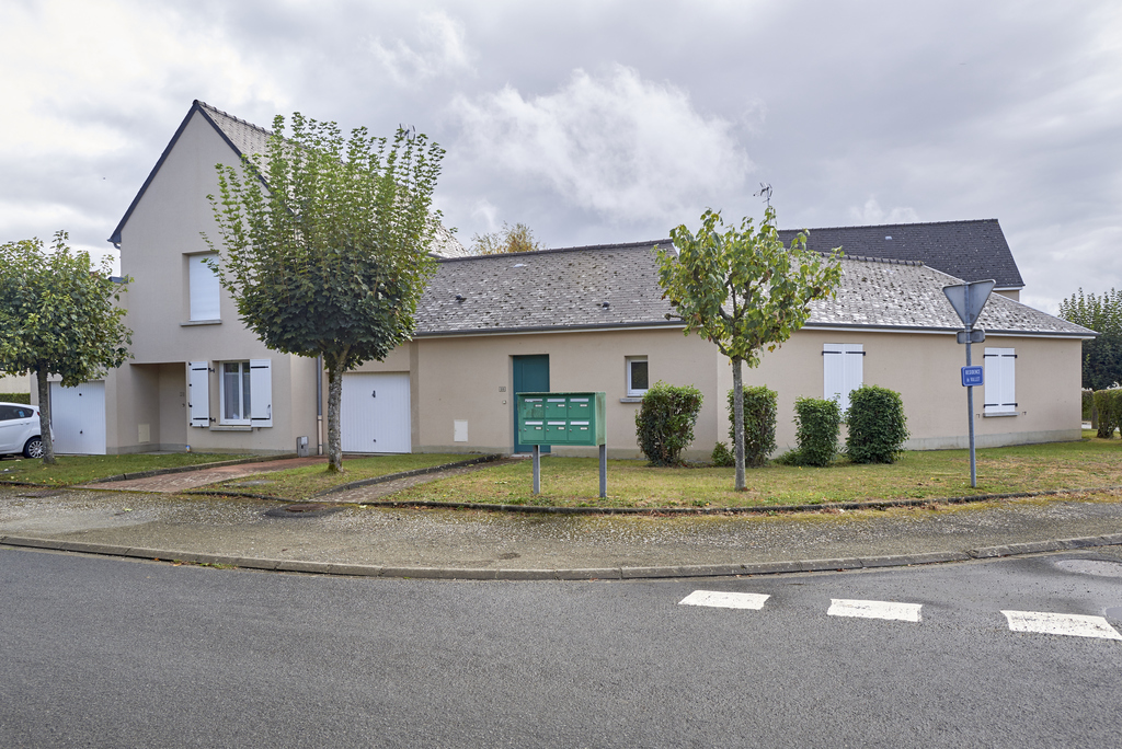 Maison GESNES LE GANDELIN T4