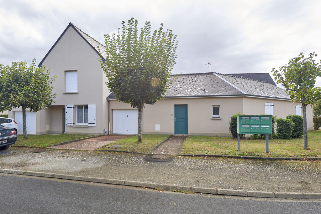 Maison GESNES LE GANDELIN T4