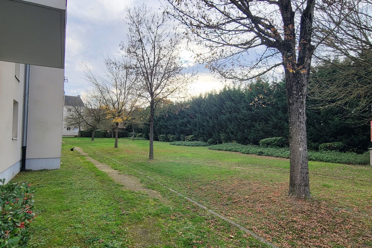 LA FLÈCHE : APPATEMENT T2 de 55,04 M2 (LOI CARREZ)