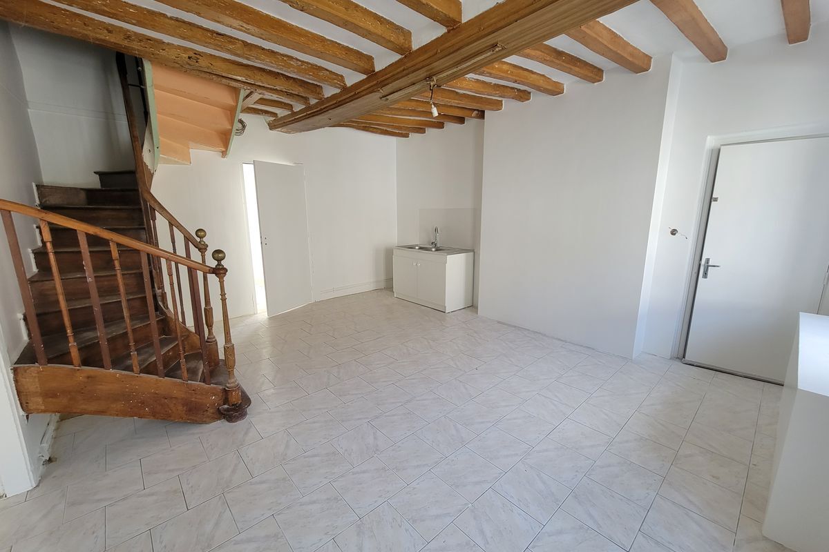 A SAINT COSME EN VAIRAIS : MAISON T4 de 123 m²