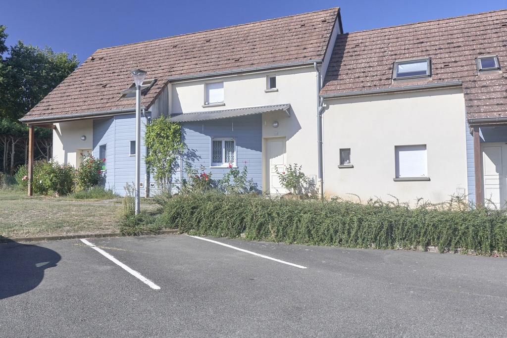Maison MALICORNE SUR SARTHE T4