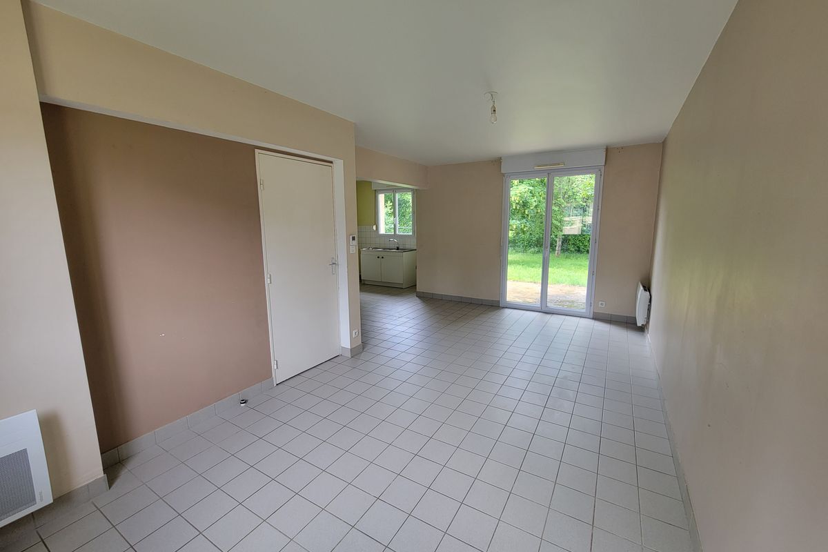 À PARCÉ SUR SARTHE - MAISON T3 - 69 M²
