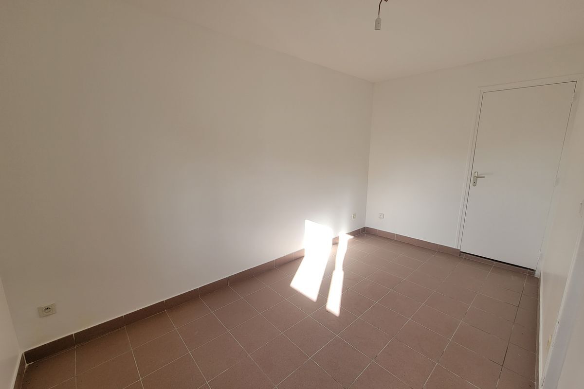 NEUFCHATEL EN SAOSNOIS : MAISON T2 de 58 M² - BAISSE DE PRIX