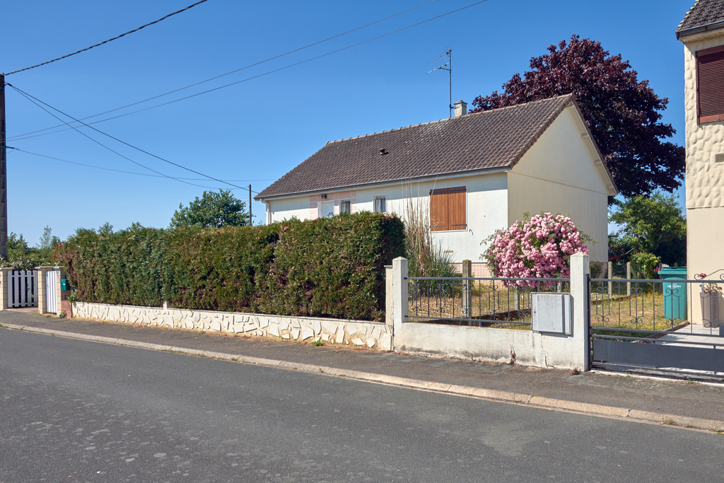 Maison SAVIGNE L'EVEQUE T4