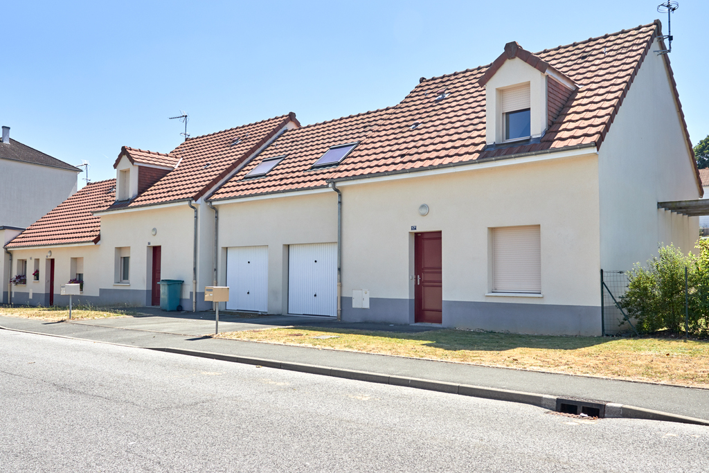 Appartement BESSE SUR BRAYE T3