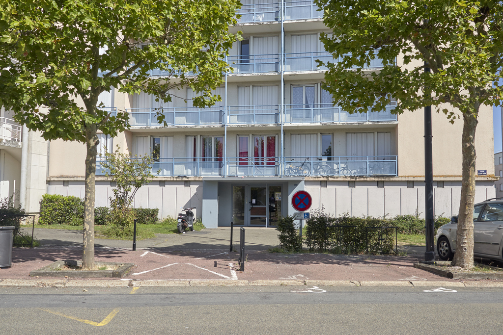 Appartement SABLE SUR SARTHE T4