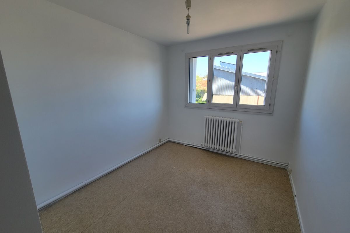 À LA FLÈCHE : Maison T4 de 76 M² ENVIRON