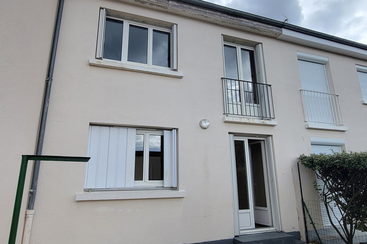 À LA FLÈCHE : Maison T4 de 71 m² environ