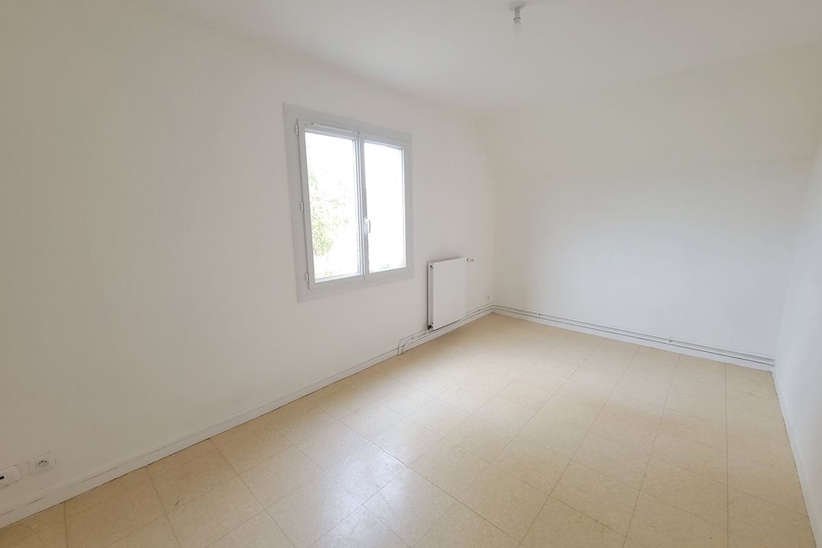 ST CALAIS : Maison T3 avec une chambre de plain-pied