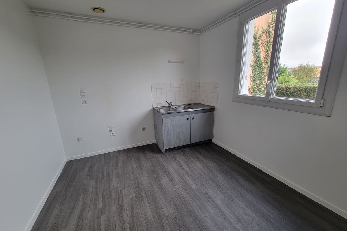 ST CALAIS : Maison T3 de 71 m² avec un beau jardin