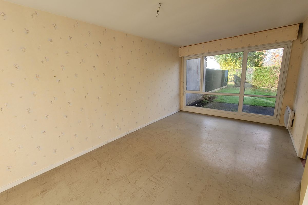 A LA FERTÉ BERNARD : MAISON T2 BIS de 66 m²