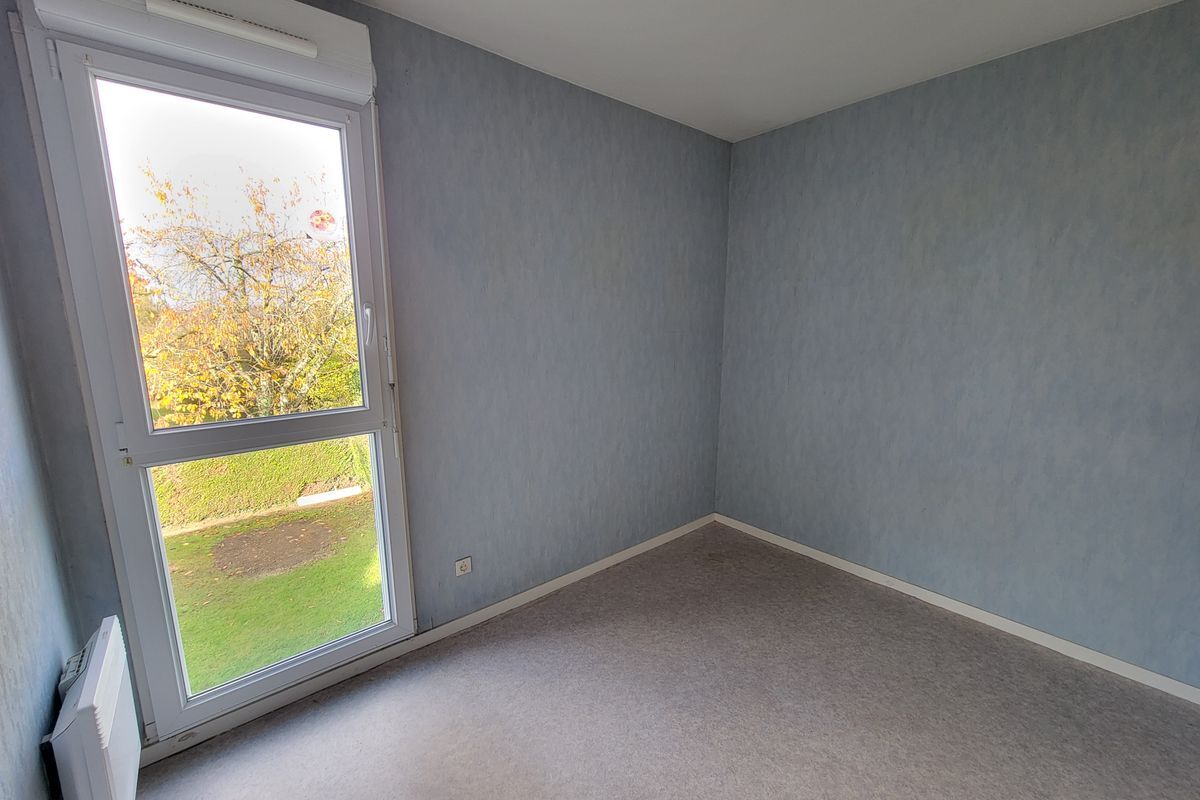 A LA FERTÉ BERNARD : MAISON T2 BIS de 66 m²